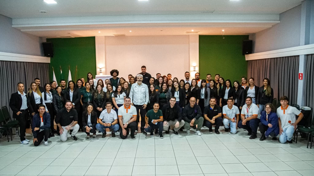1ª turma de colaboradores que participou do Workshop "Reversão de Cancelamento" na Mottanet, em Jaguariaíva PR.
