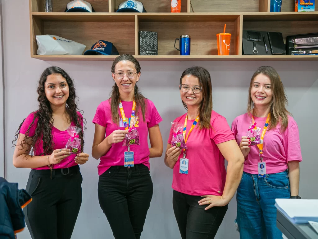 Outubro Rosa, Mês do Combate ao Câncer de Mama