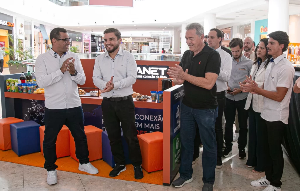 Mottanet inaugura sua 1ª Filial em Curitiba e amplia a conexão com o Paraná!