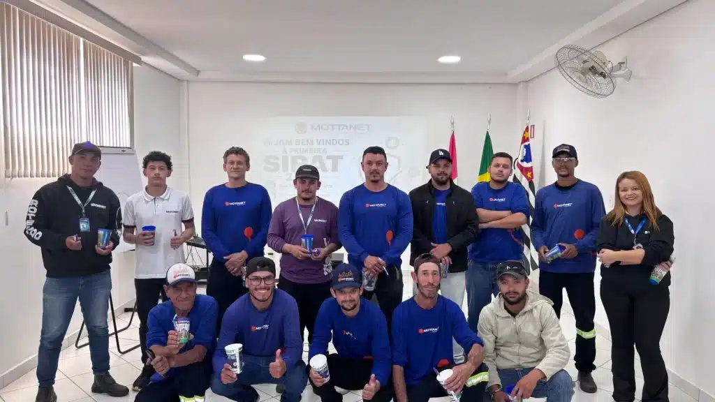 Mottanet Internet Fibra Óptica Sipat Mottanet-Normas do Trabalho - Ana Cláudia, Técnica de Segurança Mottanet